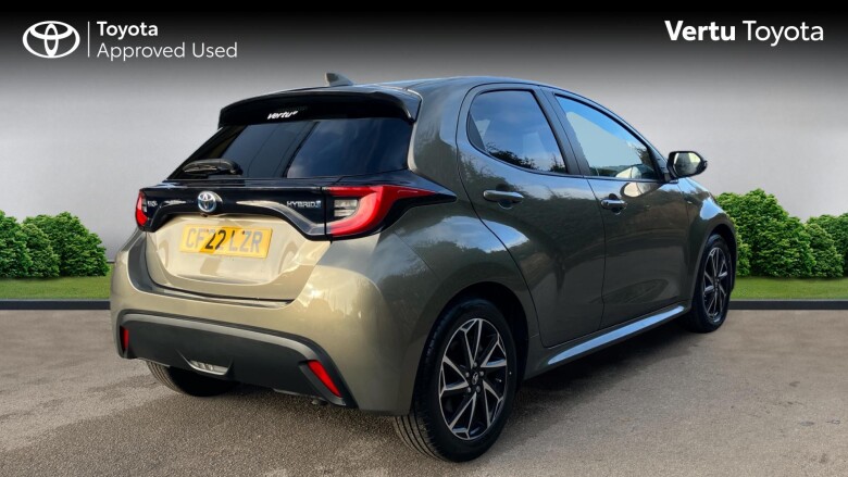 Toyota Yaris 1.5 Hybrid Design 5dr CVT Hybrid Hatchback